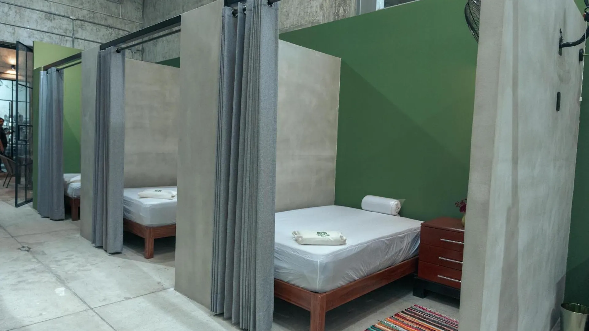 Escentrike Hostal Mérida Konukevi